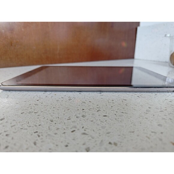 Apple iPad Air (1st Generation) A1474 16 GB, Wi-Fi, 9.7 in - Space Gray - Picture 10 of 13